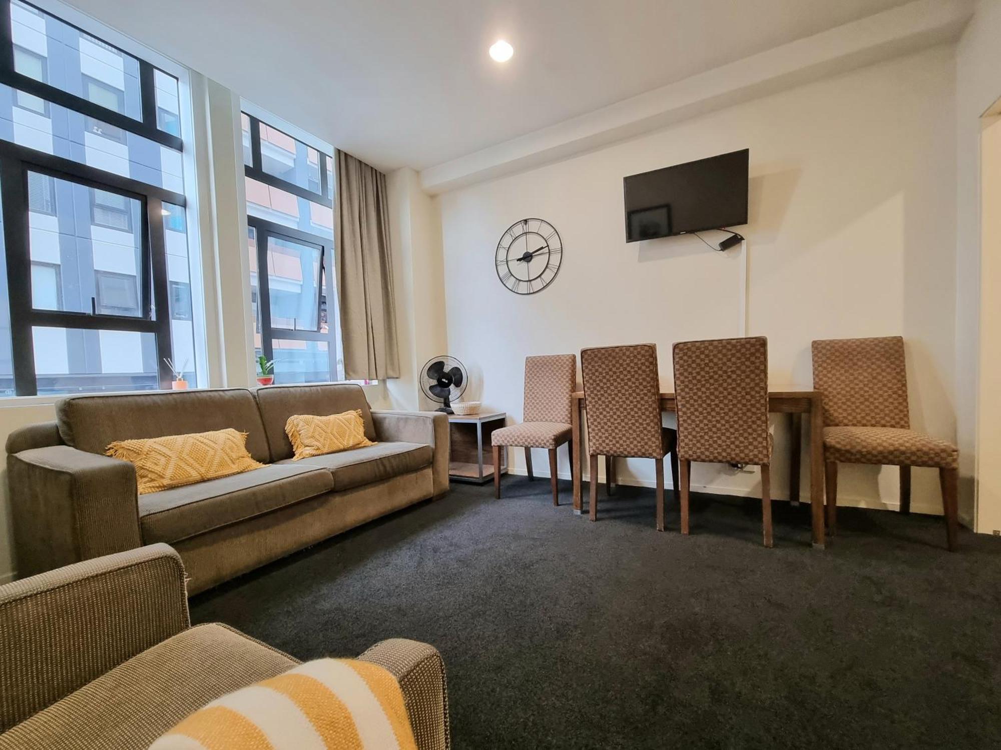 Urban Deco Apartment On Queen Street Auckland Cameră foto